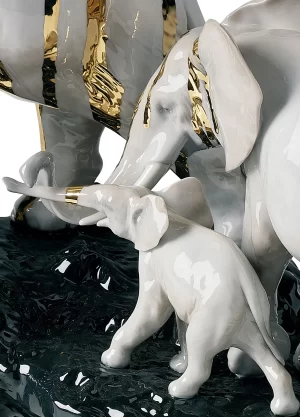 Elefanti su roccia nera - Lladrò - immagine 2
